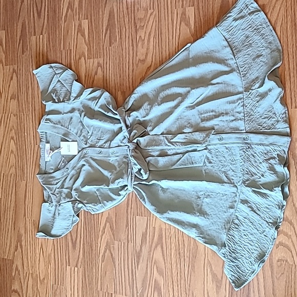 Lucky Brand Wavy Crepe Flutter Sleeve Shirt Mini Dress Size Medium - Picture 13 of 13